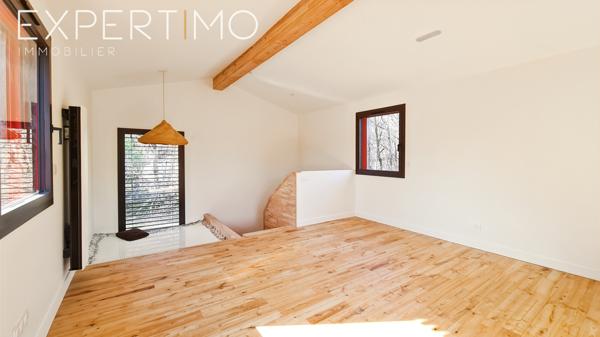 Saint-Jean-du-Gard (30270) Maison en pierres avec extension bois - 182 m² habitables - Deux habitations