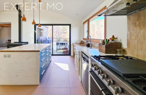 Saint-Jean-du-Gard (30270) Maison en pierres avec extension bois - 182 m² habitables - Deux habitations