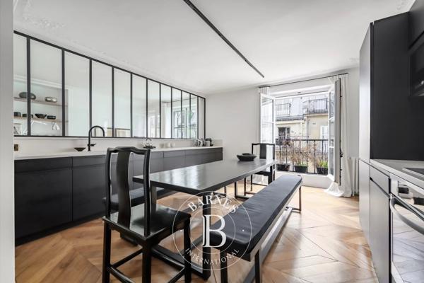 Paris 1er, Appartement 3 Chambres -  159 m² à vendre