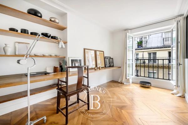 Paris 1er, Appartement 3 Chambres -  159 m² à vendre