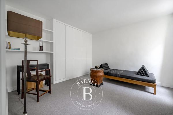 Paris 1er, Appartement 3 Chambres -  159 m² à vendre