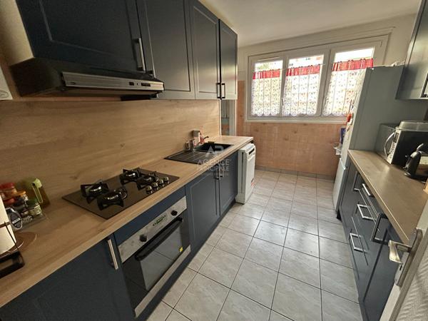 Appartement Poissy 4 pièce(s) 66.82 m2 €199 000 ** - Référence 9071