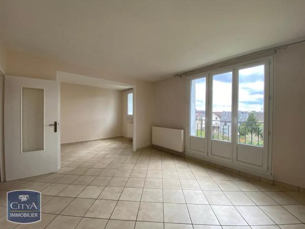 Appartement à louer 3 pièces 69m² Châteauroux (36000)