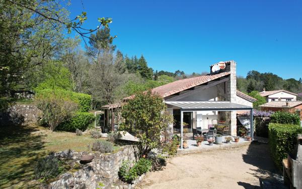 Maison à vendre    4 pièces •  Rosières