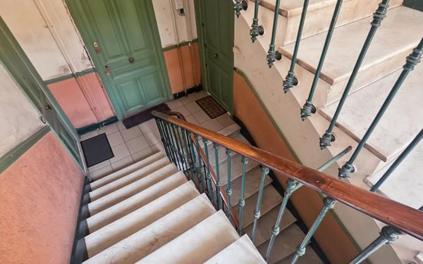 Appartement à vendre    2 pièces • 48,54 m2 Nice