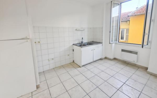 Appartement à vendre    2 pièces • 48,54 m2 Nice