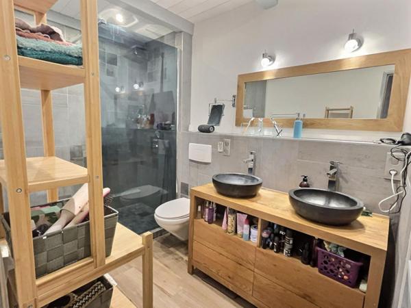 EXCLUSIVITE POUR CETTE MAISON DE VILLAGE MITOYENNE  119 m² habitables (135 m²  utiles) m²