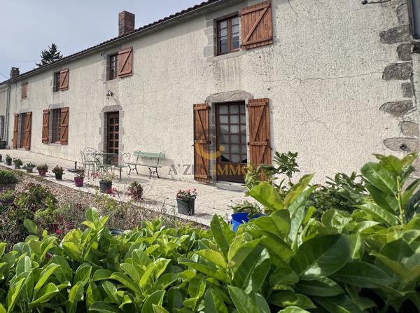Longère de  177m2 sur un terrain de 23512m2