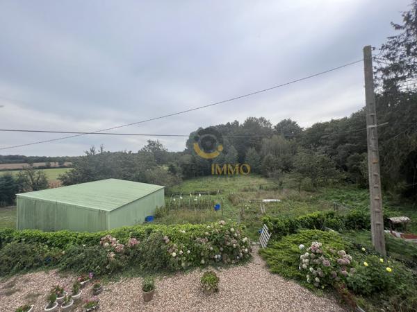 Longère de  177m2 sur un terrain de 23512m2