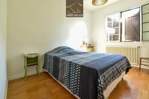 CERIZAY - Spacieuse maison de 250 m² avec piscine