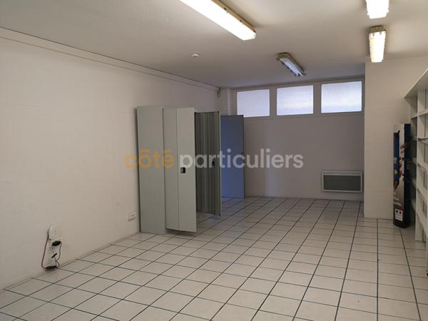 Location Local commercial320 m² - 5 Pièces - SAINT PIERRE DU MONT (40280)