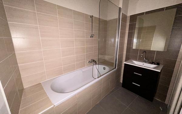 Appartement à louer    2 pièces • 49,23 m2 Avignon