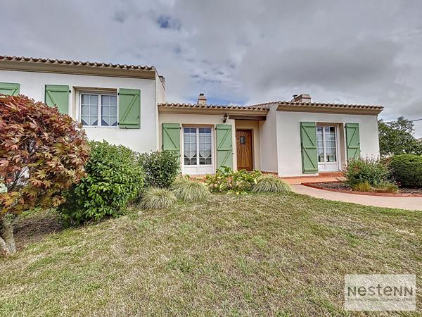 Maison 4 chambres et bureau centre de Beauvoir Sur mer