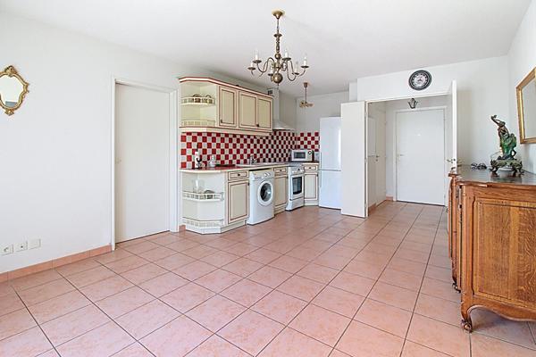 Appartement T4 avec BALCON et DOUBLE GARAGE