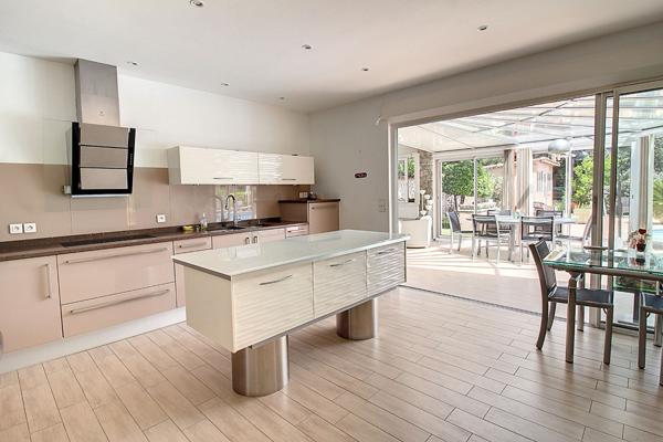 A VENDRE - 2 Maisons Draguignan 335 m²