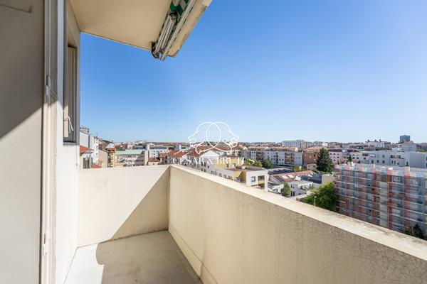 Spacieux T4 de 88 m² en Dernier Étage avec Cave – Lyon 3ème
