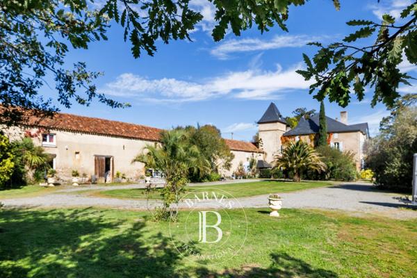 Maubourguet, Château 10 Chambres -  928 m² à vendre