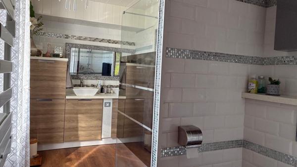 Vaste Maison en pierre entièrement rénovée