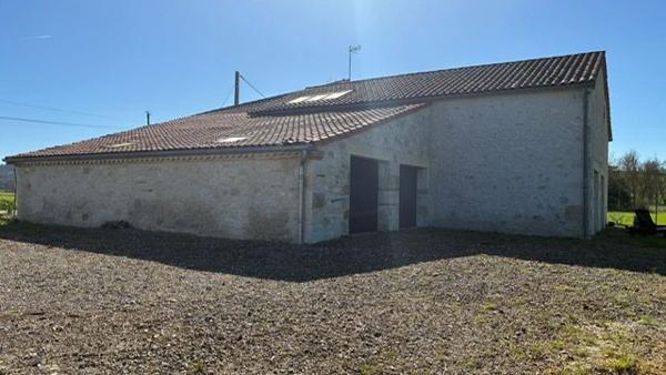 Vaste Maison en pierre entièrement rénovée