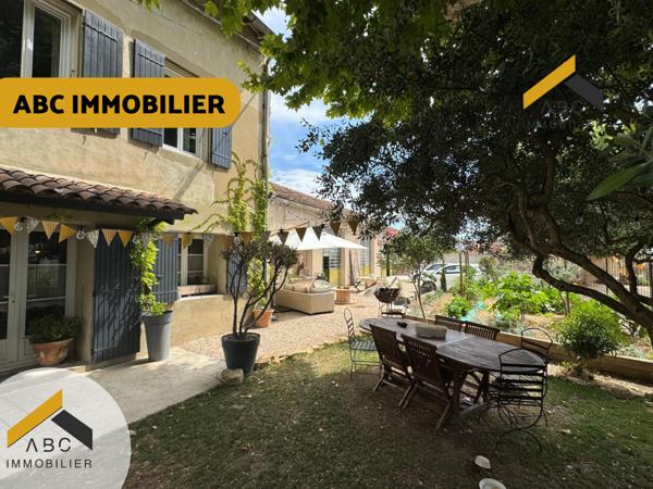 Jonquières (84150) CORPS DE FERME RÉNOVÉ - 190 m2 - 5 CHAMBRES - HANGAR DE 190 m2