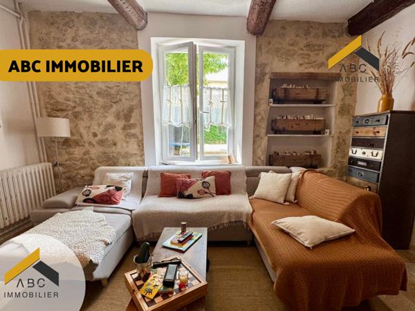 Jonquières (84150) CORPS DE FERME RÉNOVÉ - 190 m2 - 5 CHAMBRES - HANGAR DE 190 m2