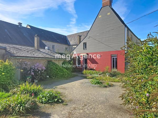 Maison à Sainte-Suzanne-et-Chammes, 53270 - 5 pièces 157m²