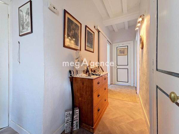 Maison à Sainte-Suzanne-et-Chammes, 53270 - 5 pièces 157m²