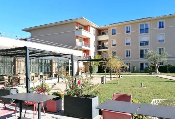 INVESTISSEMENT LOCATIF  CAVAILLON  Résidence Services Seniors Les Cigales du Lubéron  4,65 % de rentabilité