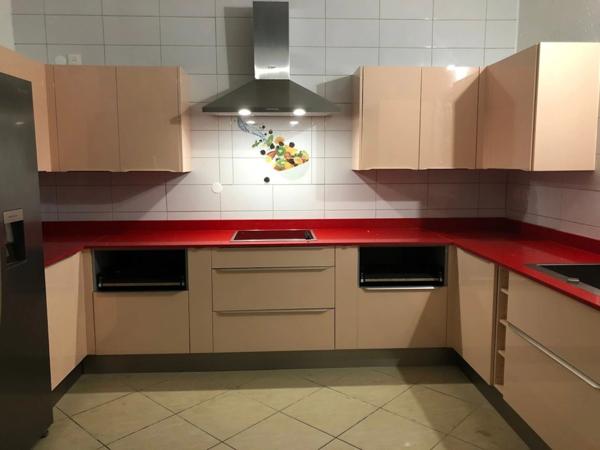 EN EXCLUSIVITE - A VENDRE – GRANDE MAISON FAMILIALE AVEC FORT POTENTIEL LOCATIF - QUARTIER RECHERCHE SAINTE ANNE