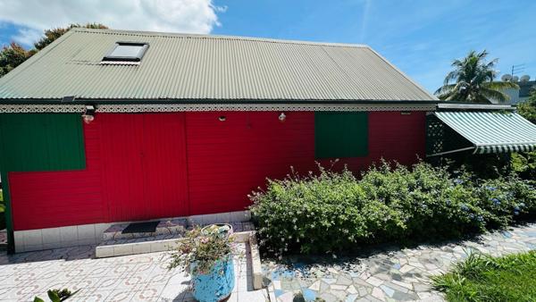 EN EXCLUSIVITE - A VENDRE – GRANDE MAISON FAMILIALE AVEC FORT POTENTIEL LOCATIF - QUARTIER RECHERCHE SAINTE ANNE