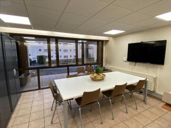 Fonds et/ou murs commerciaux à vendre à Aurillac dans le Cantal (15000), ref : 15061-1080773