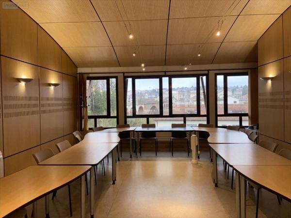 Fonds et/ou murs commerciaux à vendre à Aurillac dans le Cantal (15000), ref : 15061-1080773