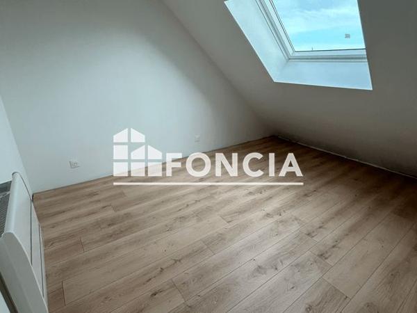 Location Appartement 3 pièces 43.65 m² - 30 RUE POMPADOUR Choisy Le Roi 94600