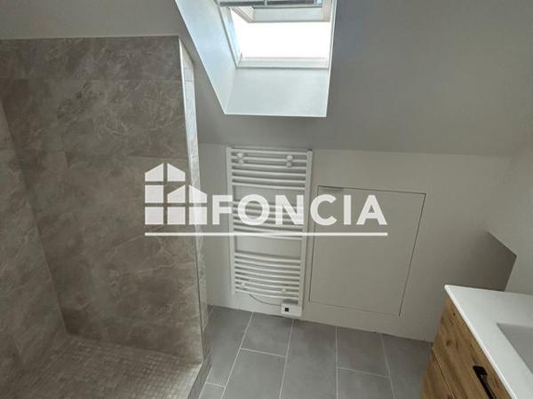 Location Appartement 3 pièces 43.65 m² - 30 RUE POMPADOUR Choisy Le Roi 94600