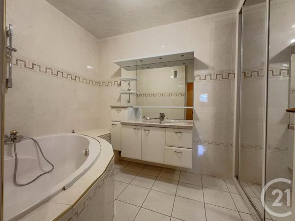 Appartement F4 à vendre  4 pièces - 71,24 m2 LA CELLE ST CLOUD - 78