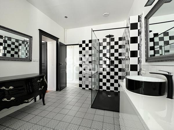 HOTEL PARTICULIER AU CENTRE DE DREUX