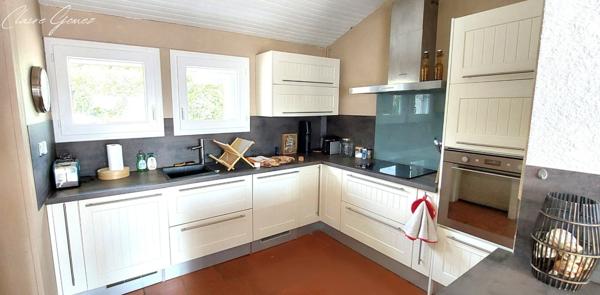 À vendre – Villa T5 de 120 m² avec piscine et vue lac – Saint-Cricq