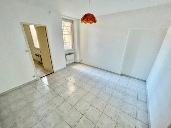 Location Appartement 3 pièces 73 m2 à Lodève