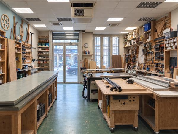 Fonds De Commerce
        
        - 174 m² Exclusivité 120 000 €*