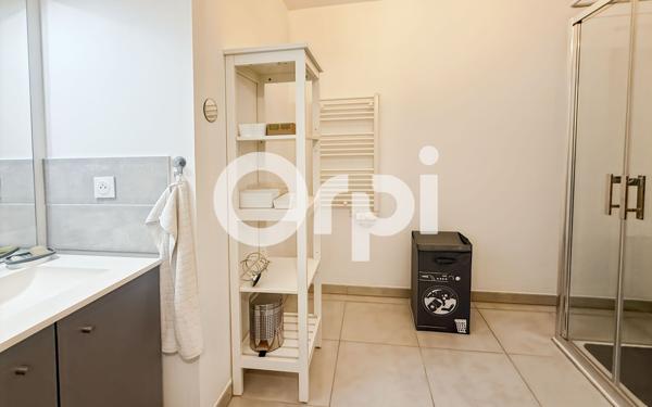Appartement à vendre    2 pièces • 42 m2 Le Grau-du-Roi