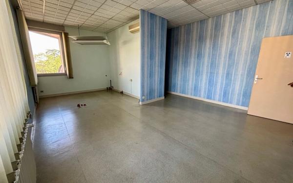 Maison à vendre    1 pièce •  Castres