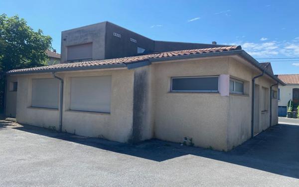 Maison à vendre    1 pièce •  Castres