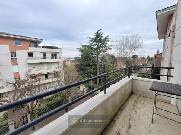 Location                                                      Appartement
                        
                     1 pièces                      28 m2                     à Eaubonne