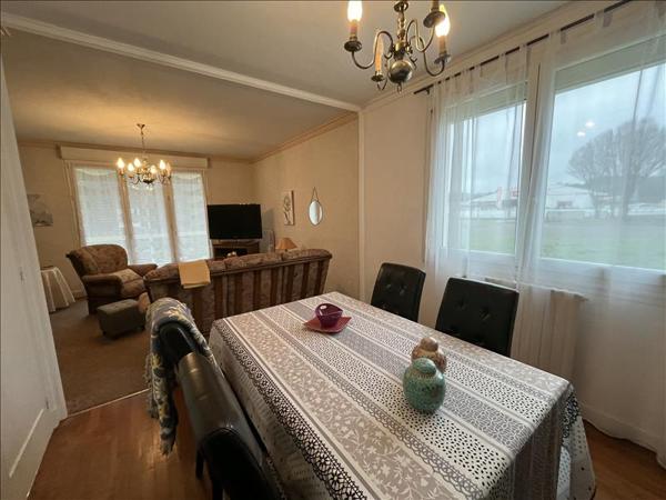 Maison à vendre |  Carhaix-Plouguer |  6 pièces | 100 m²