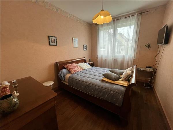 Maison à vendre |  Carhaix-Plouguer |  6 pièces | 100 m²