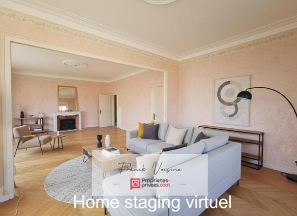 Maison de 212 m2 A VENDRE Les Herbiers Centre Ville - 4 Chambres et un bureau sur un terrain de 1150 m2