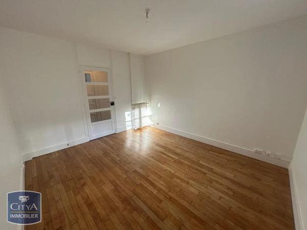 Appartement à louer 2 pièces 55.9m²