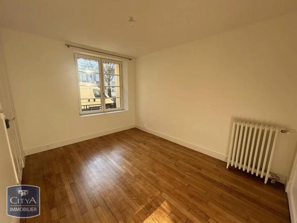 Appartement à louer 2 pièces 55.9m²