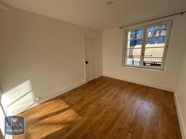 Appartement à louer 2 pièces 55.9m²