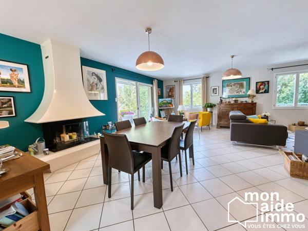 Maison 150m², grand garage 72m², piscine